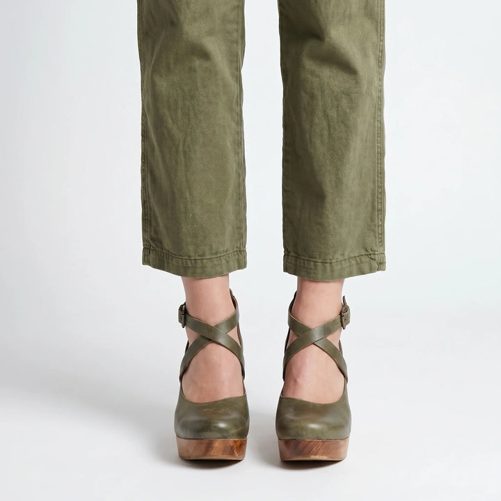 Aleria - Closed-Toe Wedge Heels