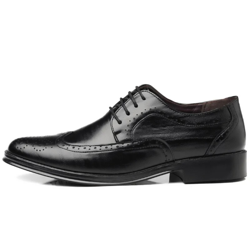 Men’s Oxford Dress Shoes with Lace-Up Closure and Brogue Detailing