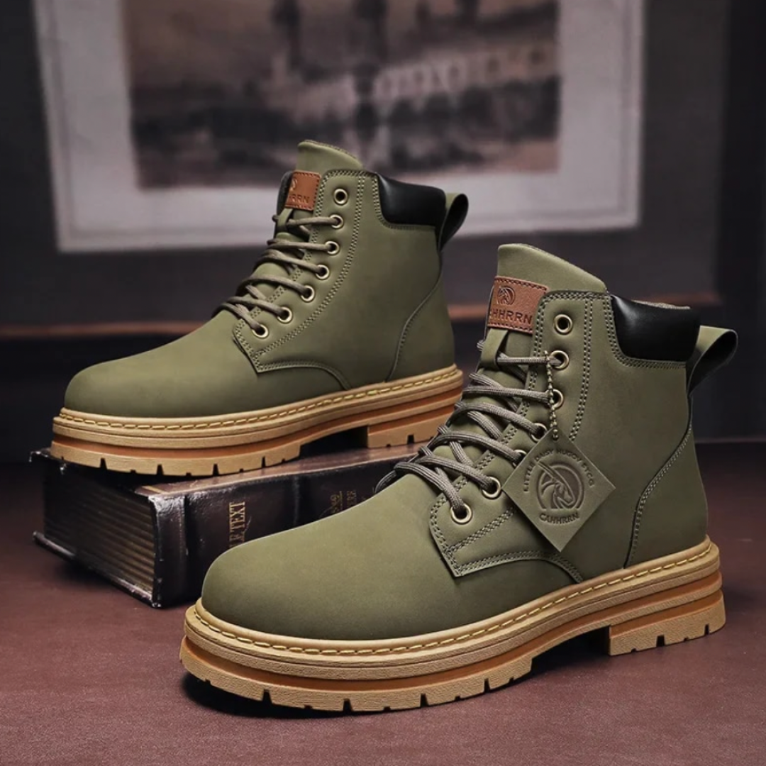 Men’s Premium Hiking Boots with Laces and Cushioned Insole
