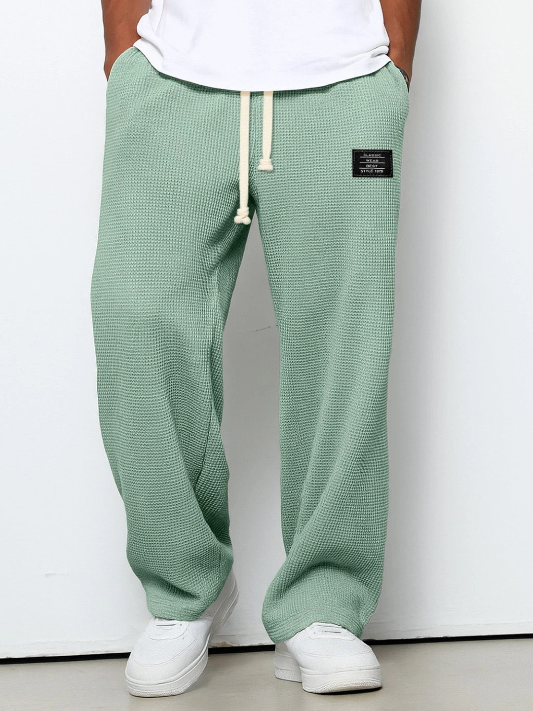 Men’s Joggers with Adjustable Waistband and Wide Leg Design