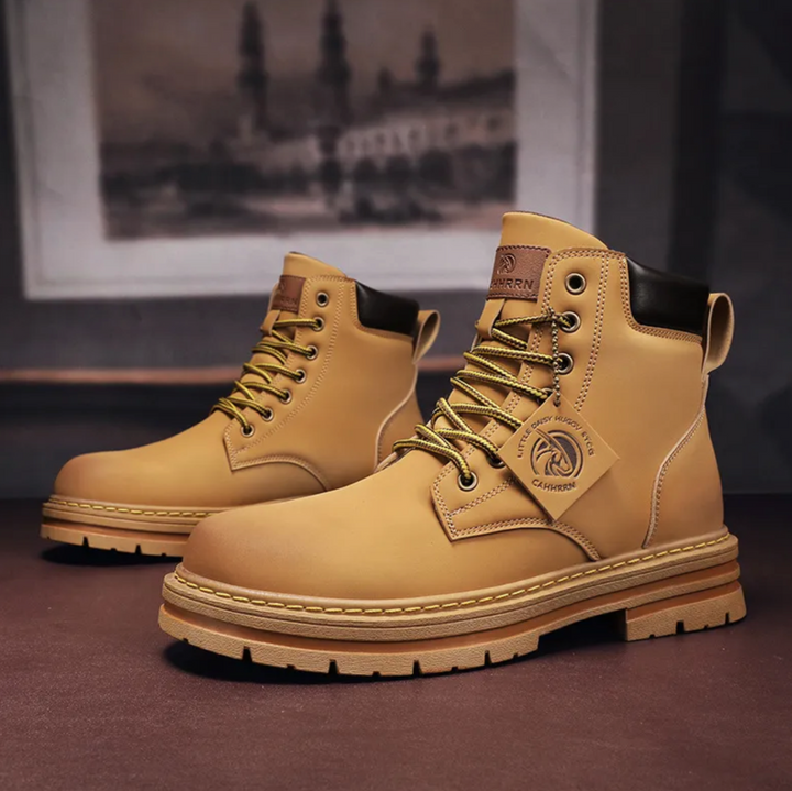 Men’s Lace-Up Boots with Leather Upper and Sturdy Outsole