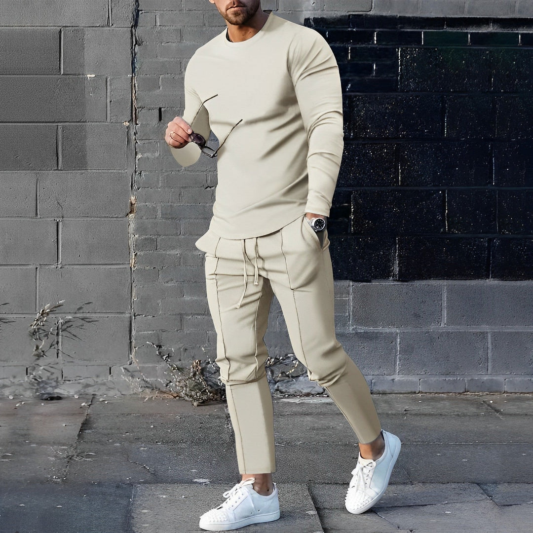Men’s Set with Elastic and Straight Leg Pants