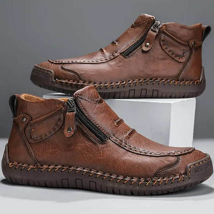 Men’s Shoes with Zipper Closure and Versatile Design