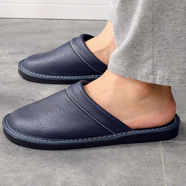Men’s Slippers with Adjustable Fit and Classic Design