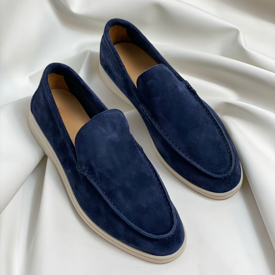 Men’s Vintage Loafers with Slip-On Style and Detailed Stitching
