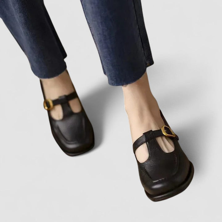 Women’s Mary Jane Shoes with T-strap Design