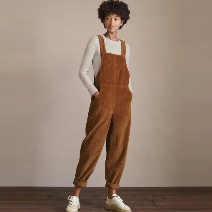 Women’s Overalls with Fitted Cut and Structured Design