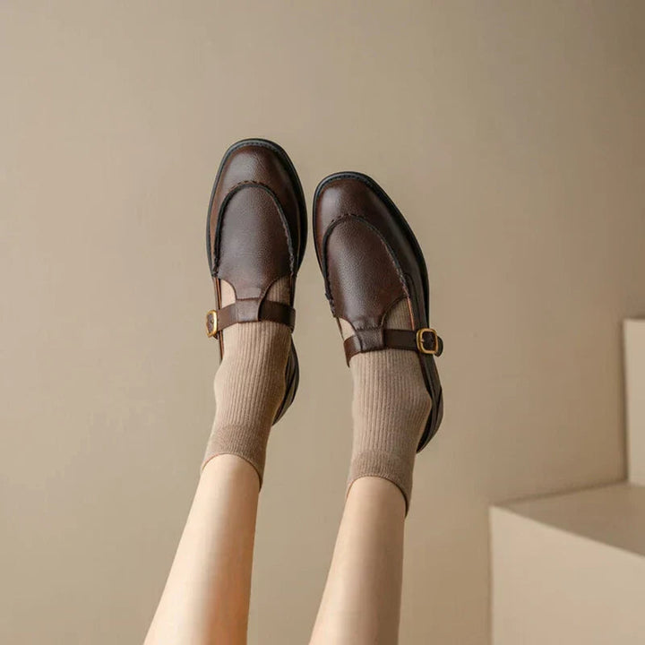 Women’s Retro T-Strap Mary Jane Shoes with Gold Buckle and Low Heel