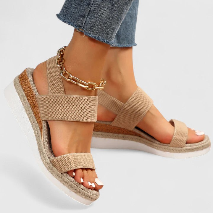 Women’s Sandals with Adjustable Straps and Flexible Sole