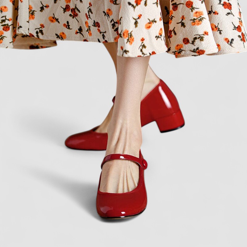 Women’s Shoes with Supportive Insole and Flexible Design
