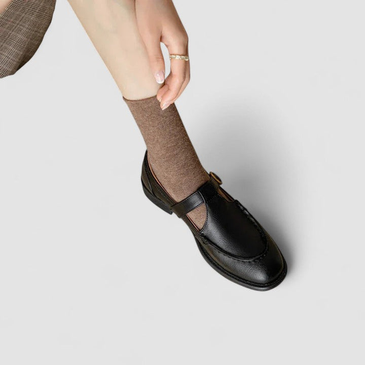 Women’s Shoes with Square Toe and T-Strap