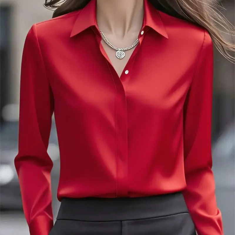 Women’s Classic Blouse with Button Detail and Classic Collar