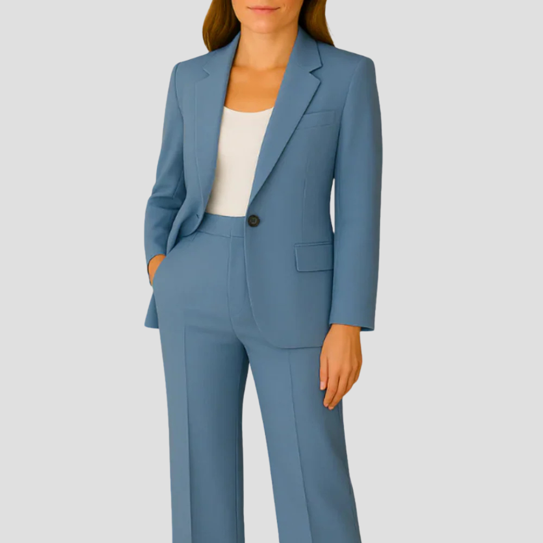 Women’s Two-Piece Suit with Tailored Blazer and Slim-Cut Trousers