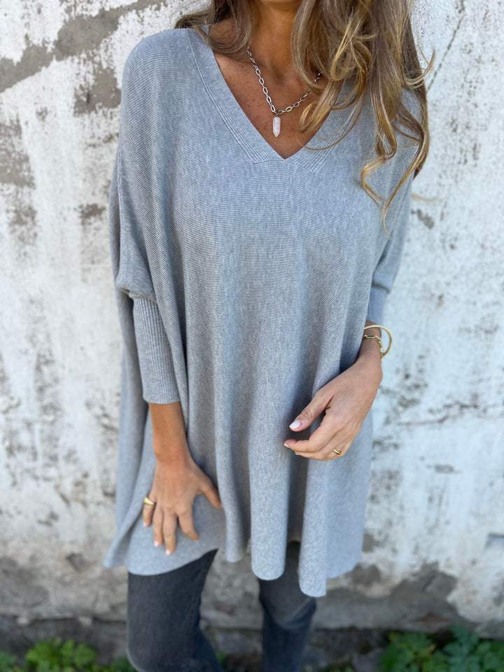 Women’s Jumper with V-Neck and Long Sleeves