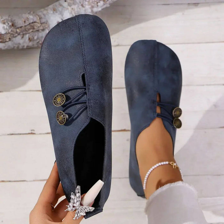 Women's Loafers with Elastic Closure and Cushioned Insole